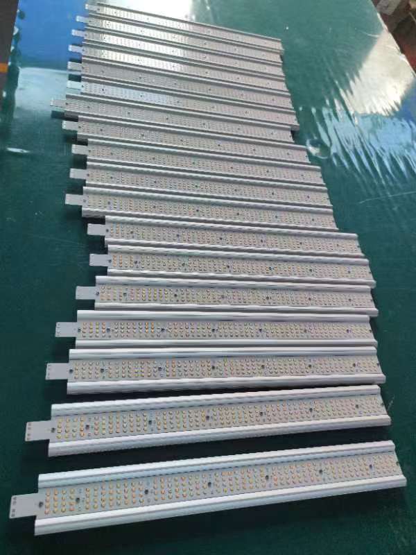 Фитосветильник Growsvet LED FB 480W ОптимаФитосветильник Growsvet LED FB 480W Оптима