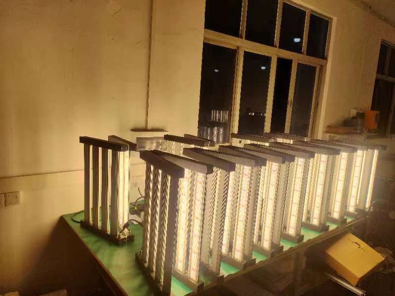Фитосветильник Growsvet LED FB 480W ОптимаФитосветильник Growsvet LED FB 480W Оптима