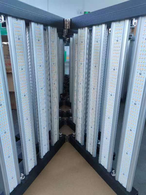 Фитосветильник Growsvet LED FB 480W ОптимаФитосветильник Growsvet LED FB 480W Оптима