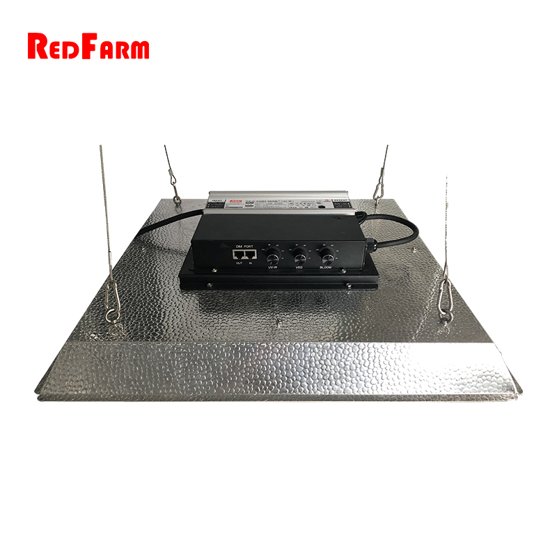 LED Светильник RedFarm G3 - Quantum 330 WLED Светильник RedFarm G3 - Quantum 330 W